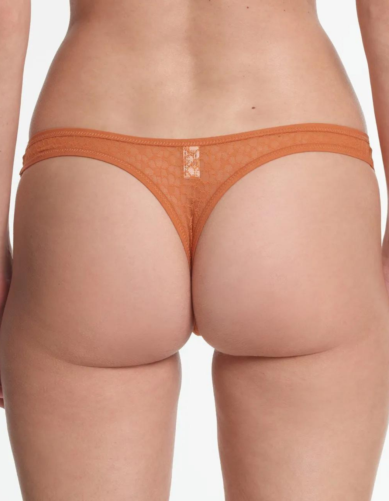Lily Thong